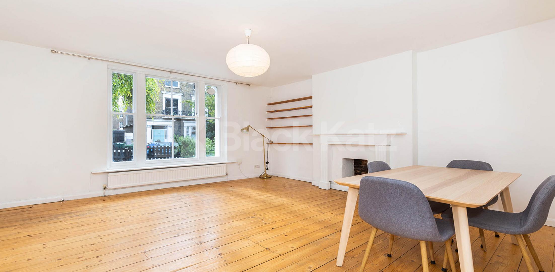 Super one bed garden flat set on a premier road in Kentish Town mins to tube.  Patshull Road, Kentish Town